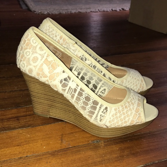 American Eagle Wedges - Picture 1 of 3